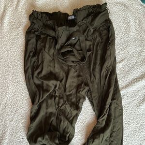 Rewash Brand Green Paper Bag Pants NWOT